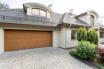 Sekcijska garažna vrata